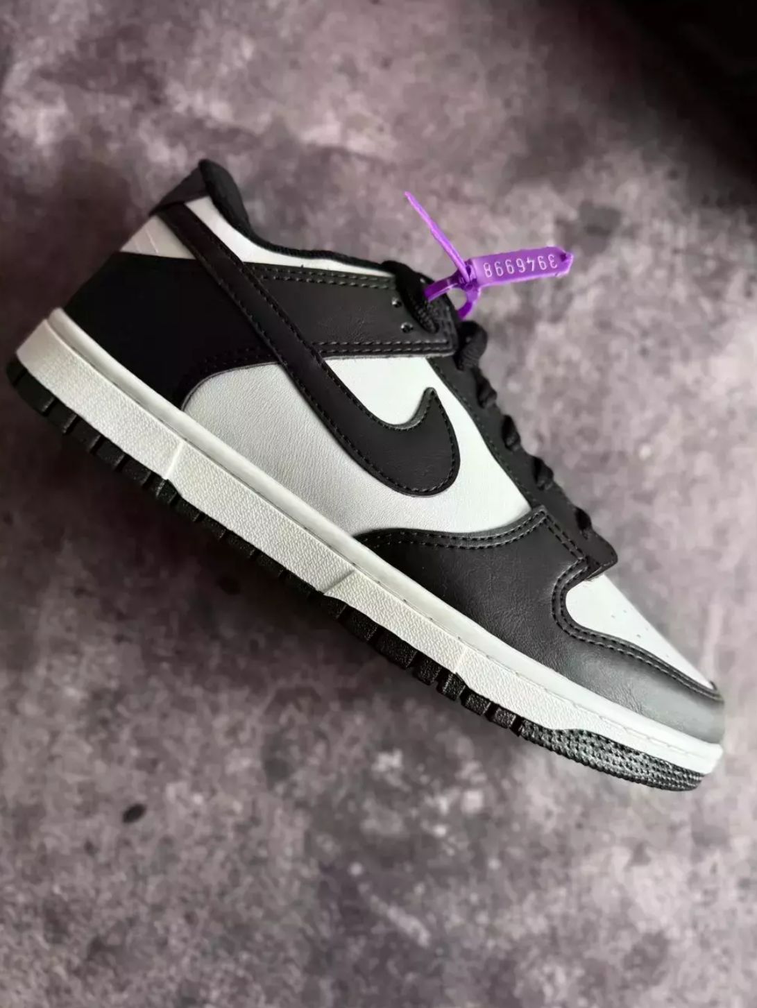 Tênis Nike Dunk Low Panda