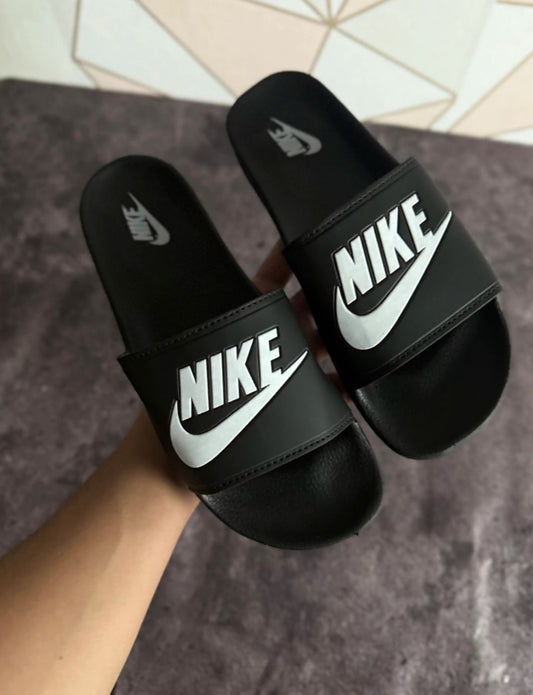Chinelo Nike Slide